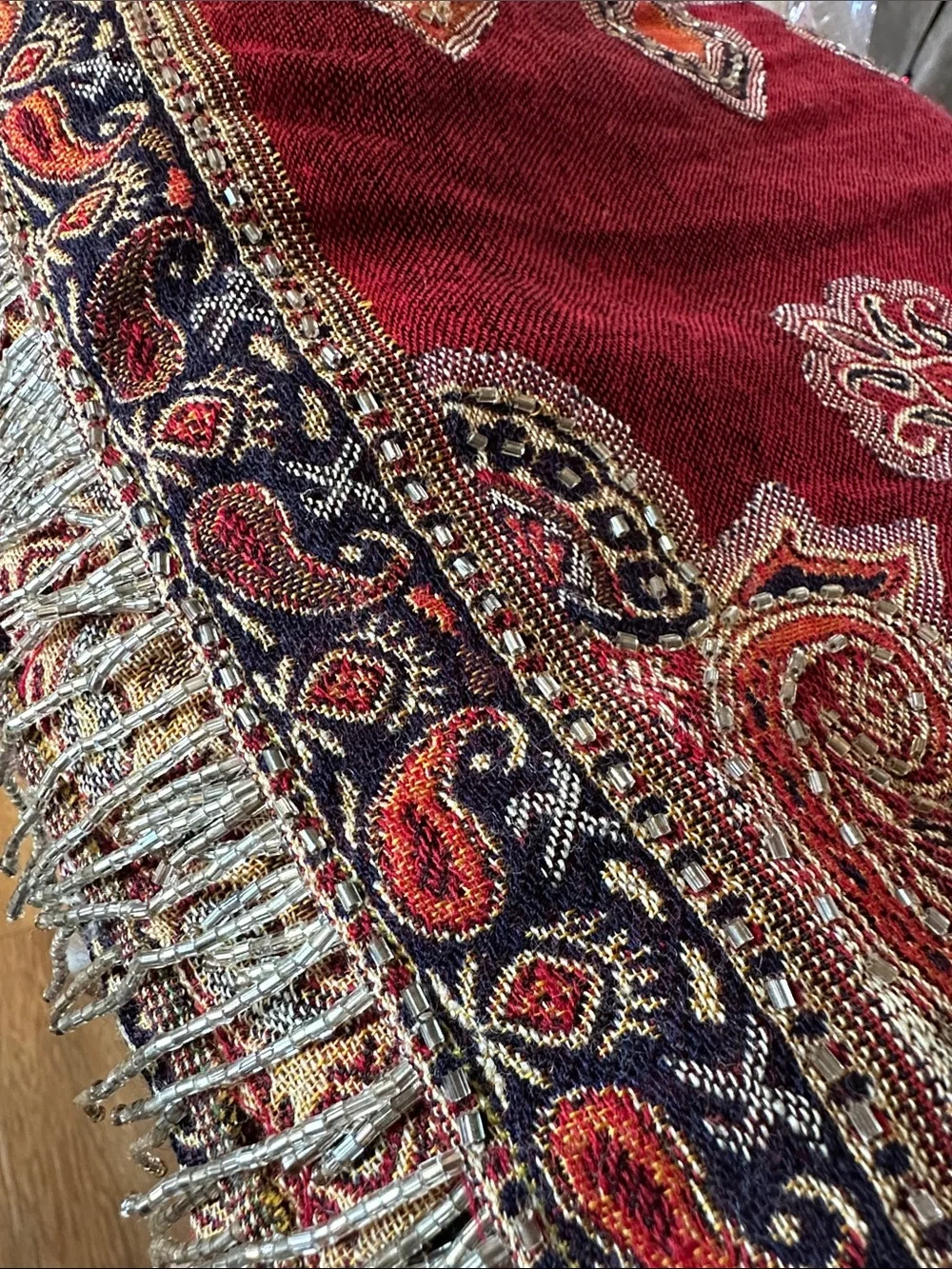 Vtg Bohemian Paisley Wall Tapestry in Deep Burgundy